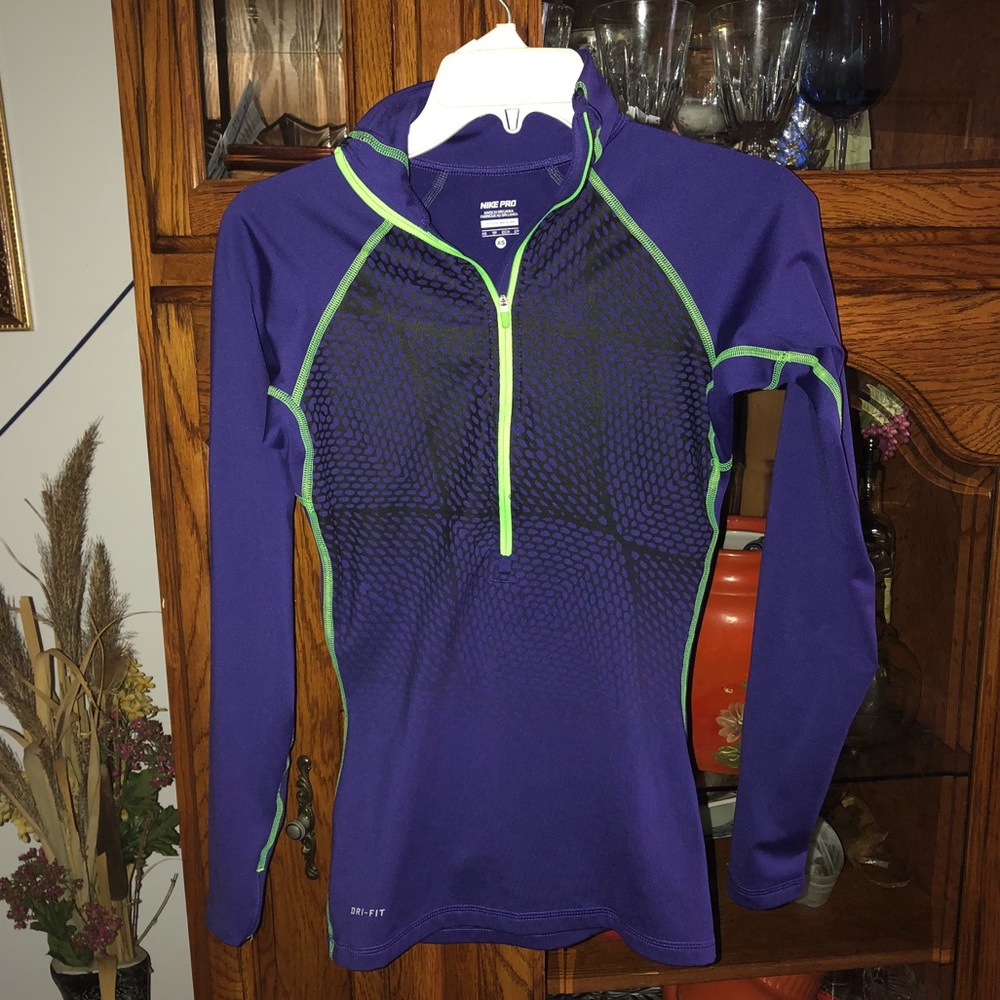 Nike Sweatshirt